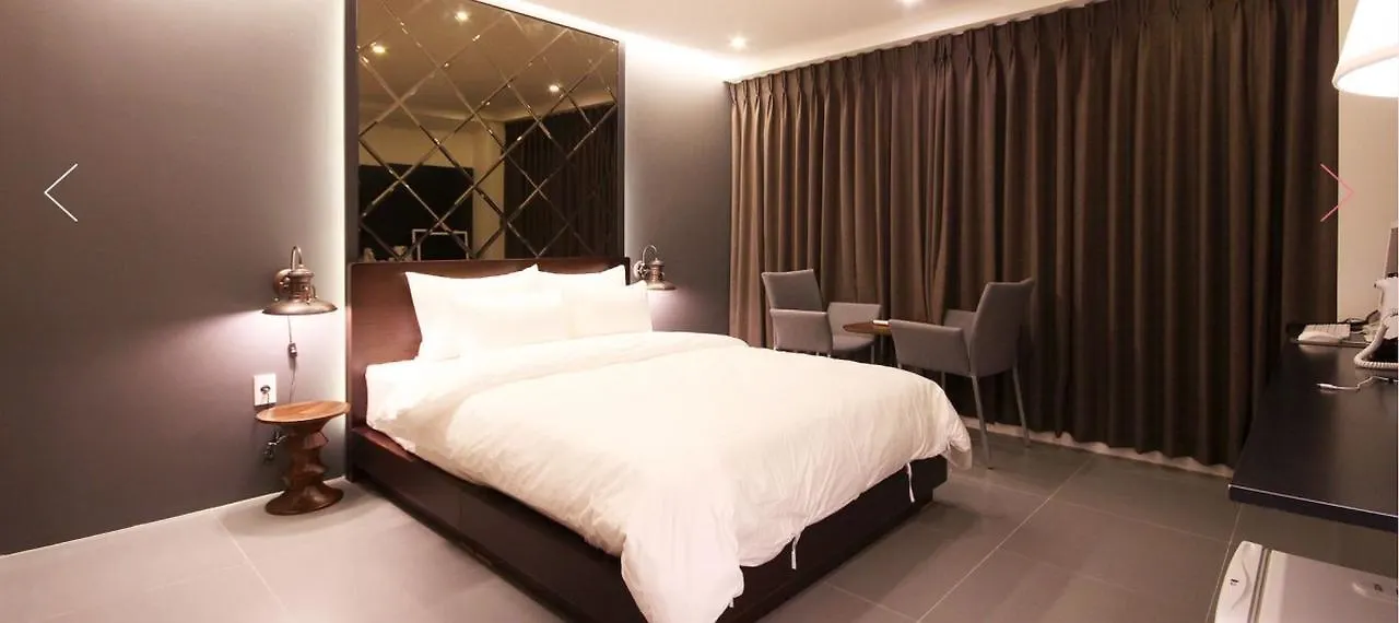 Hotel France Donghae 2*,